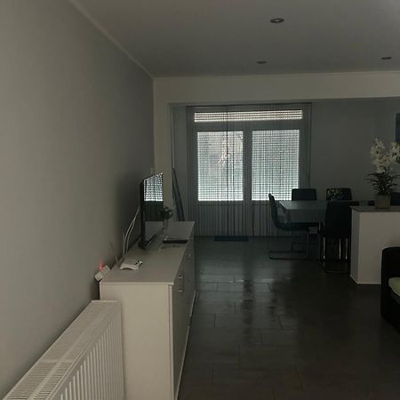 Heni Apartment บุค ภายนอก รูปภาพ